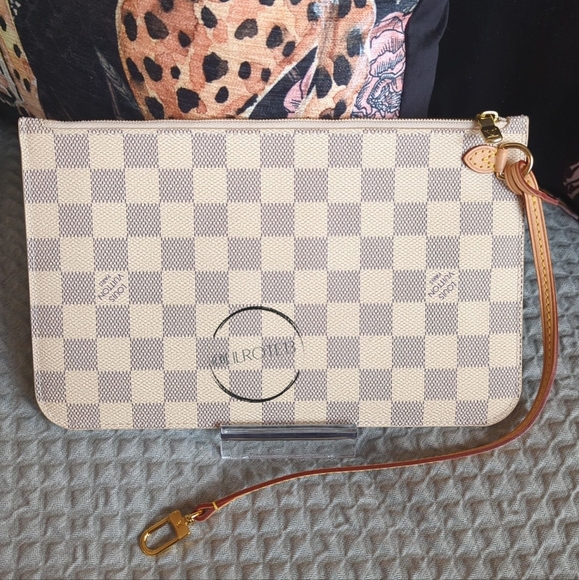 ⚡ FLASH SALE - Louis Vuitton Damier Azur Neverfull Pouch MM - Picture 5 of 13